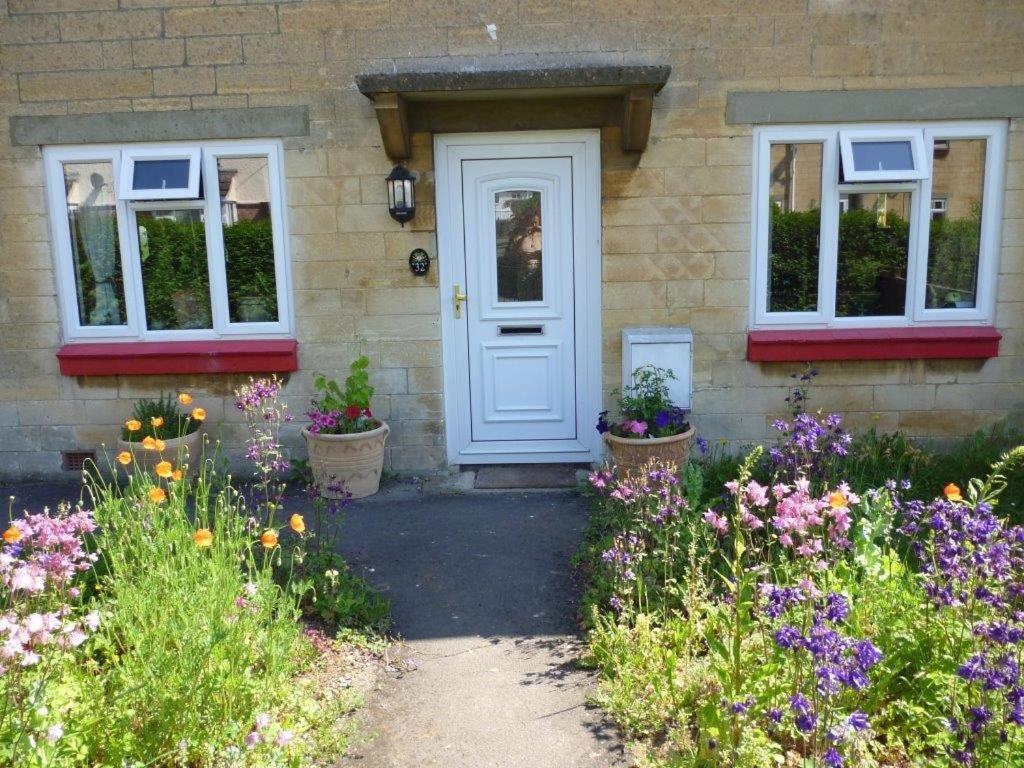 Calne Bed And Breakfast Exterior photo